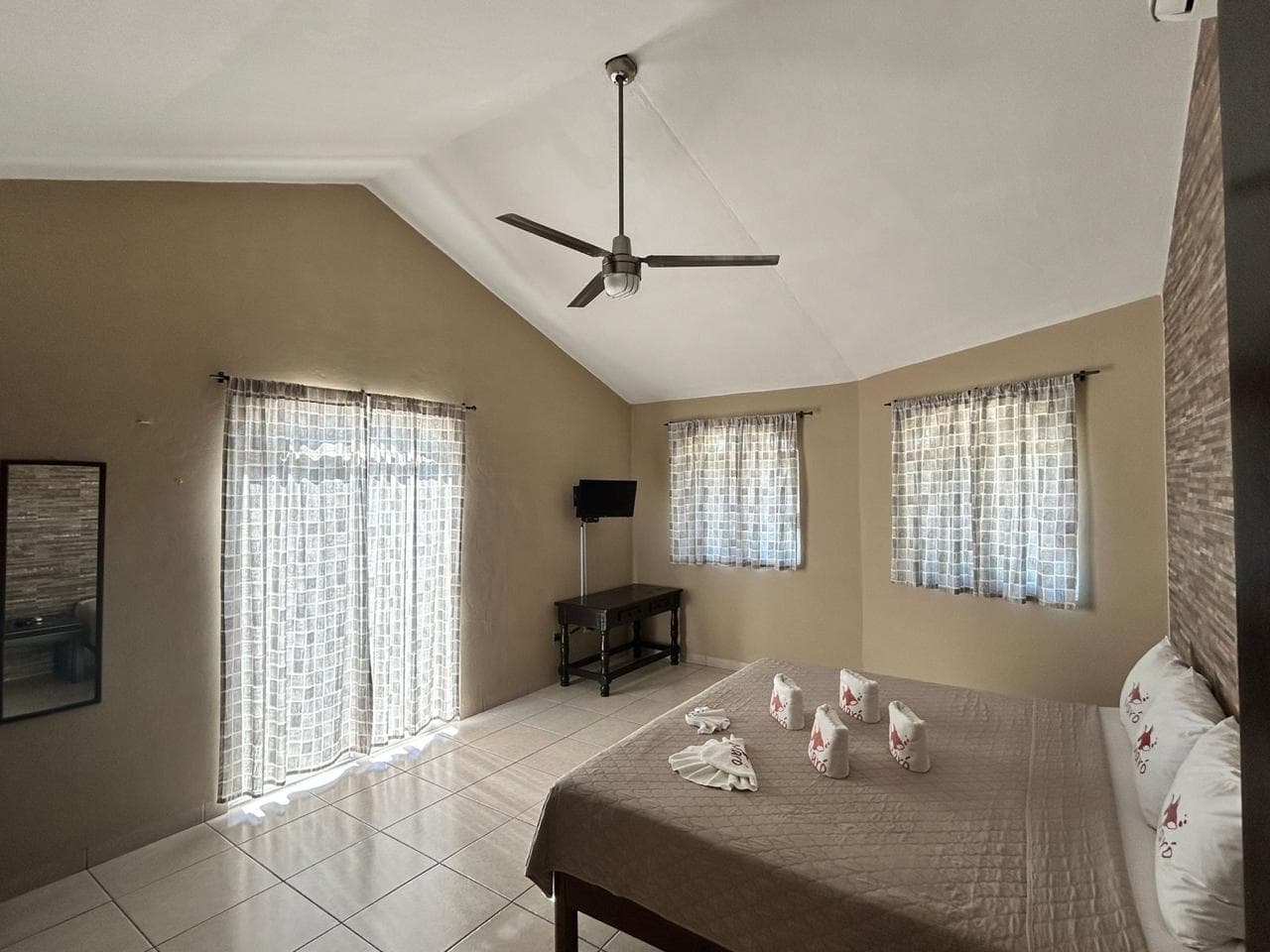 La Casa — 1