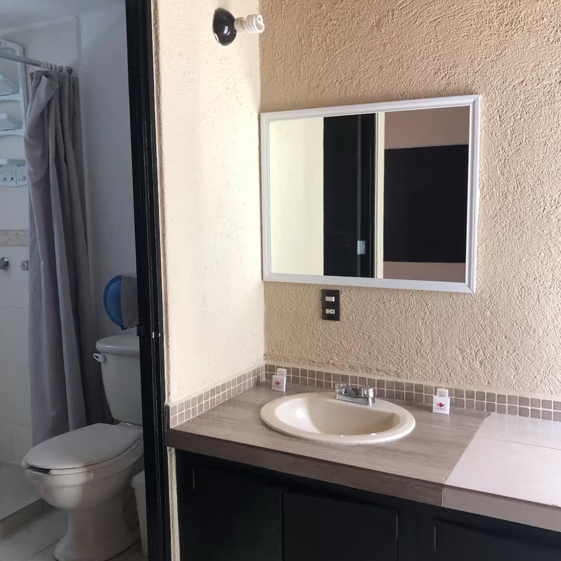 Suite 10 — 1