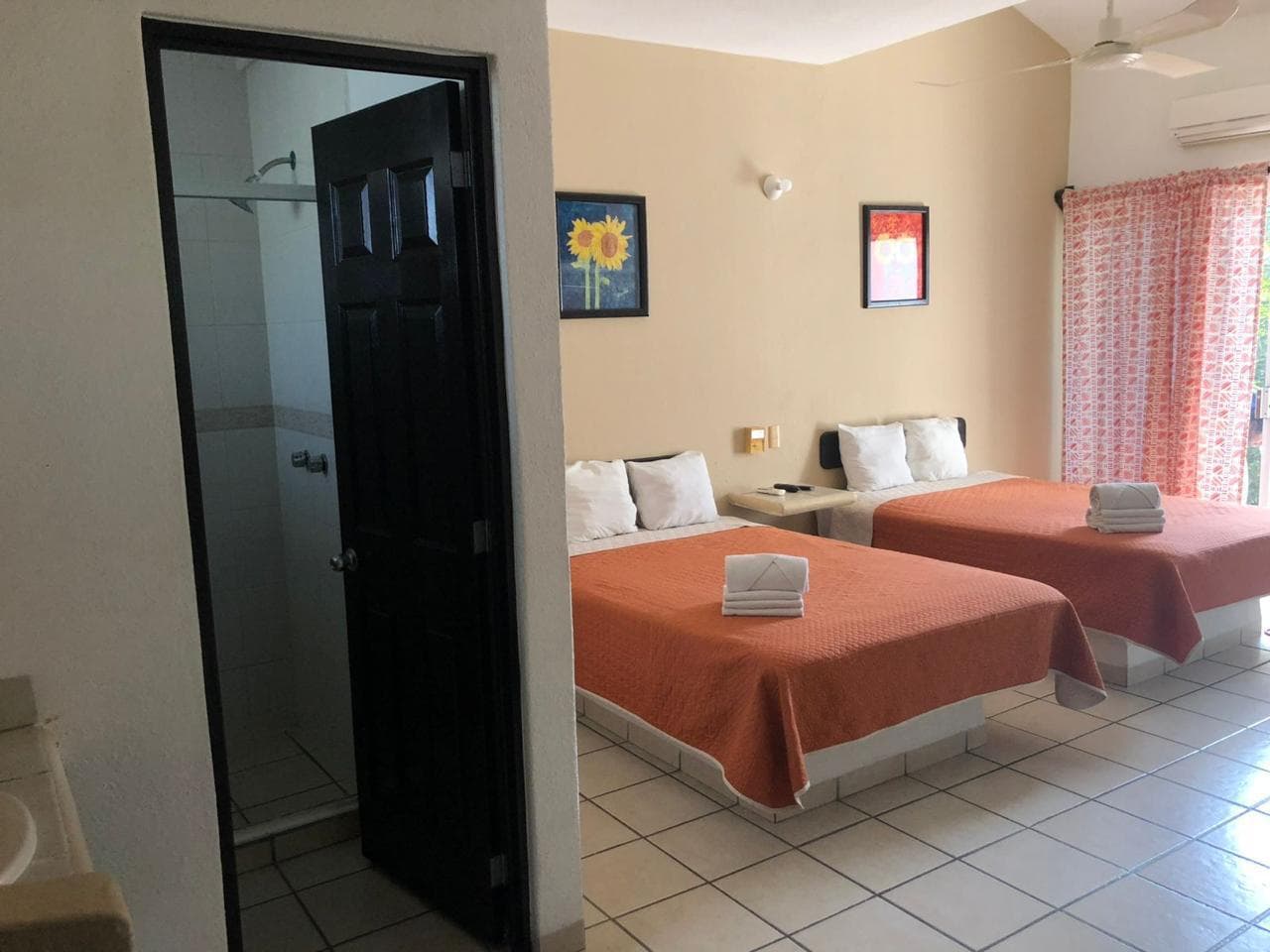 Suite 12 — 1