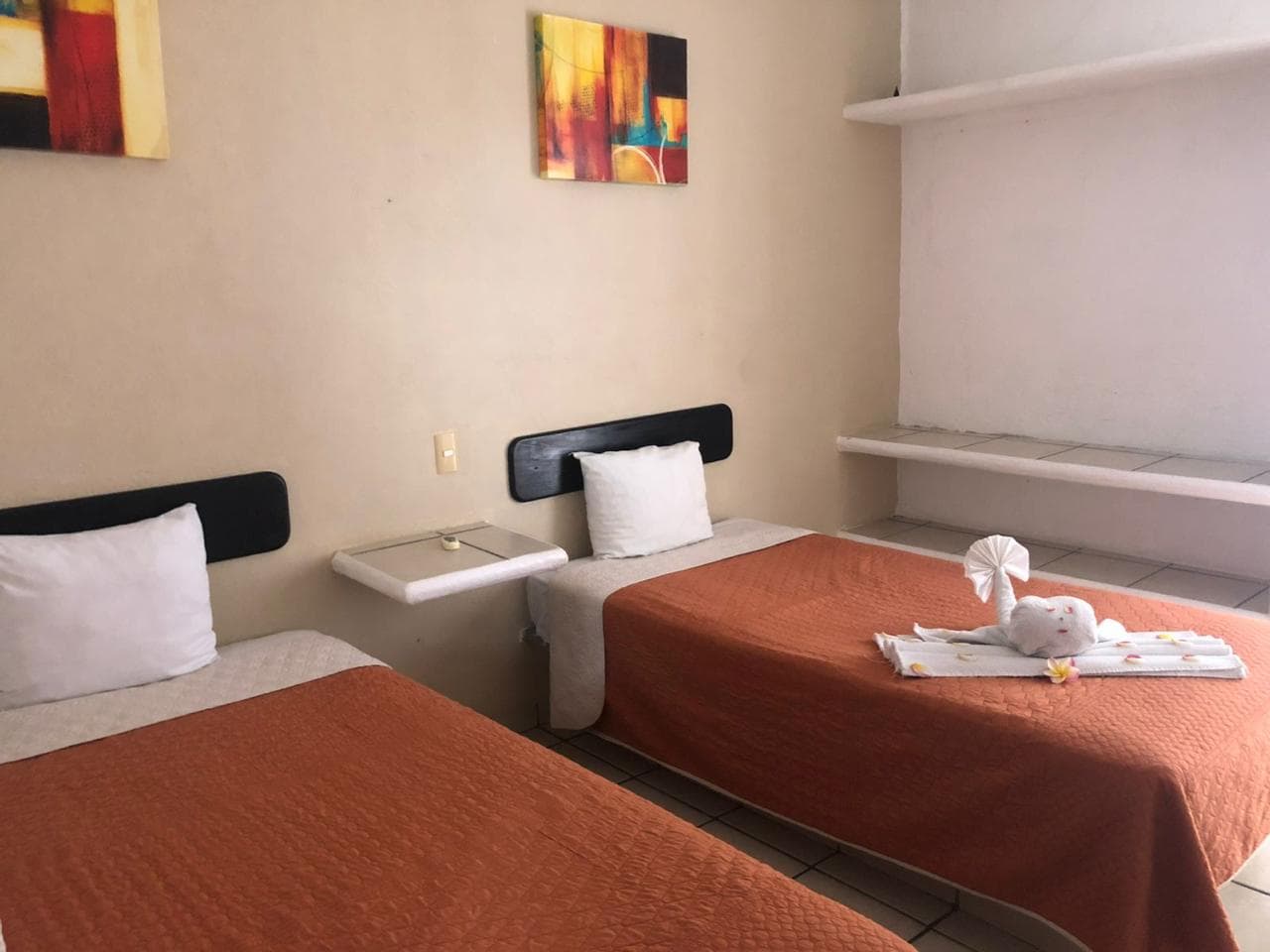 Suite 8